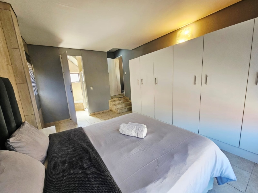 3 Bedroom Property for Sale in Palmiet Western Cape